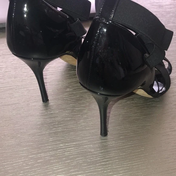 Manolo BLAHNIK pantent gladiator Shoes Size 38